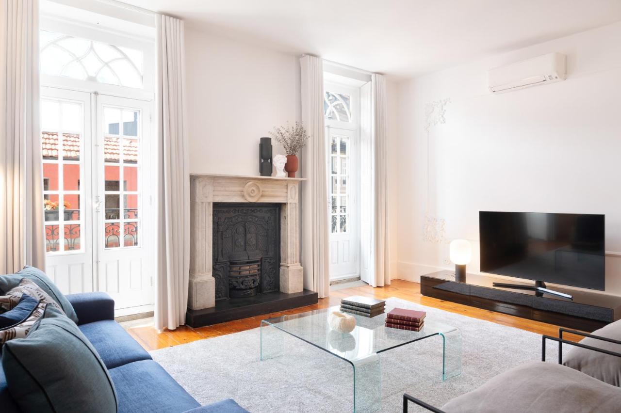 Historical Penthouse At Cardosas Block Apartment Porto Exterior photo